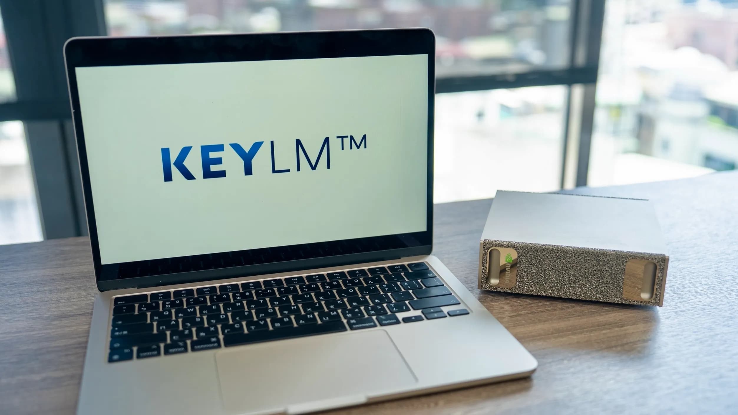 BIG DATA『KEYLM』は、プラットフォーム、モデル、計算基盤を連動させ、インテリジェント秘書をNVIDIA DGX Sparkに凝縮